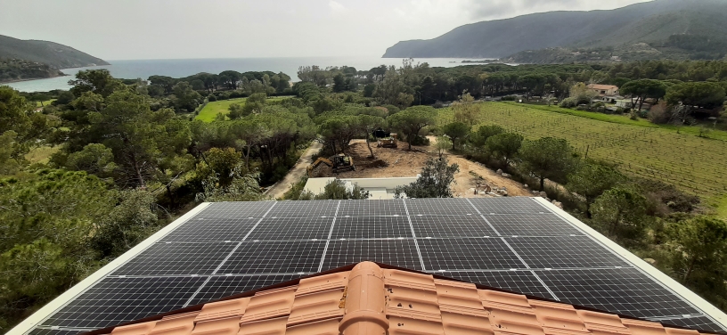 Pannelli solari SunPower Maxeon 400Wp installati in impianto fotovoltaico a Capoliveri (LI)