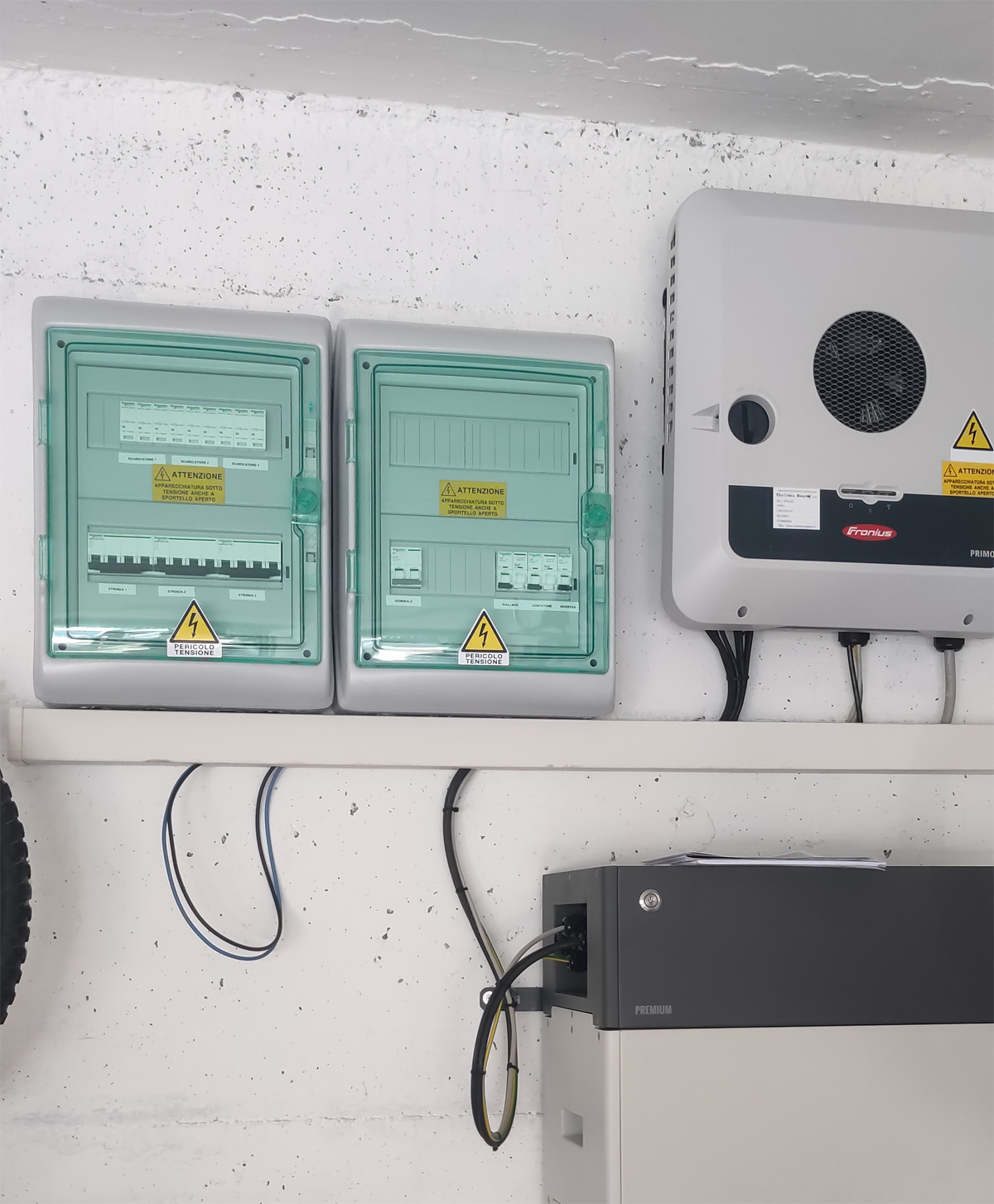 Sistema di accumulo BYD HVM e inverter Fronius installati in impianto fotovoltaico privato a Biassono (MB)