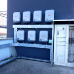 Inverter Fronius e quadri elettrici in impianto fotovoltaico aziendale a Brenna (CO)