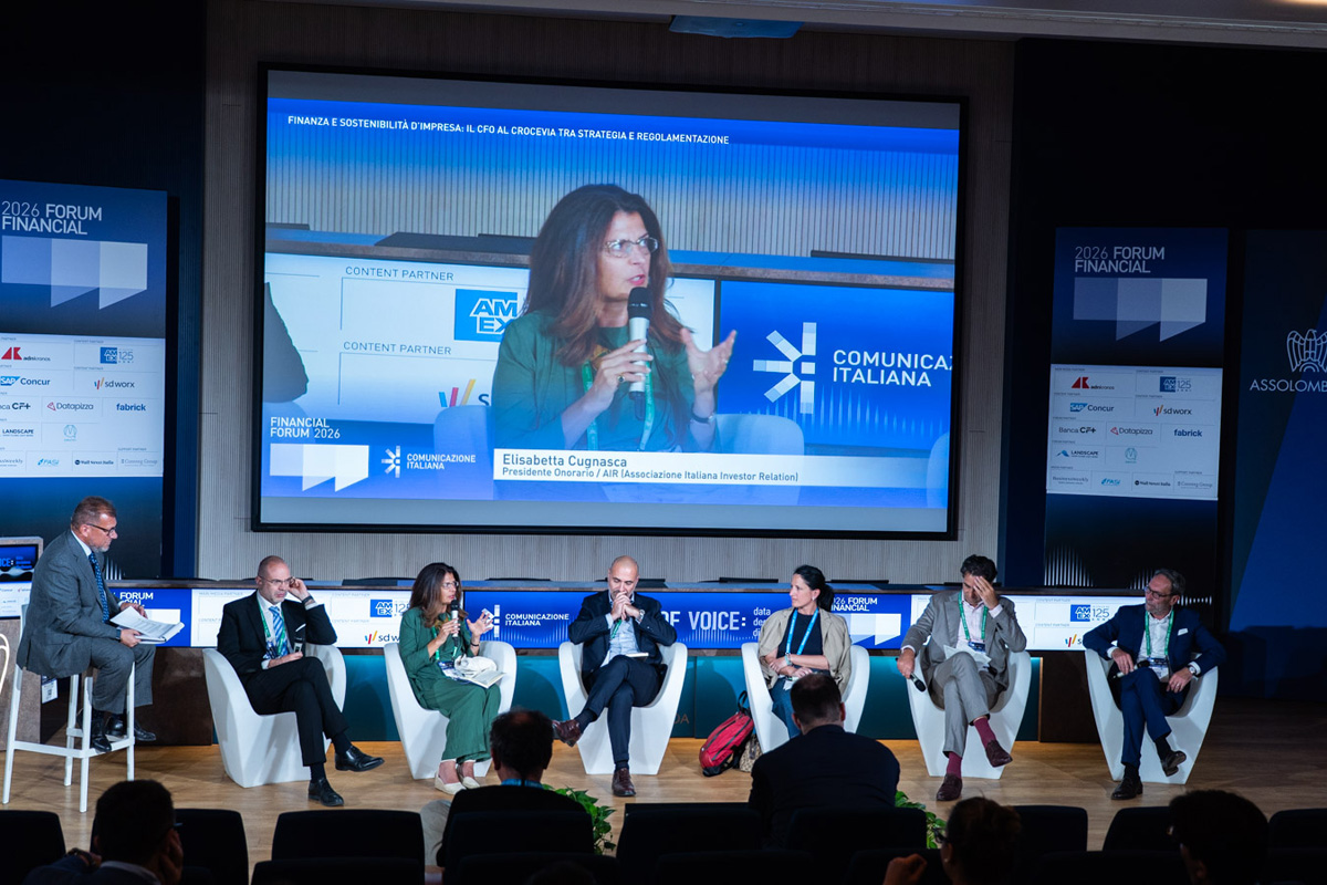 Molti interventi sul palco principale del Financial Forum 2026