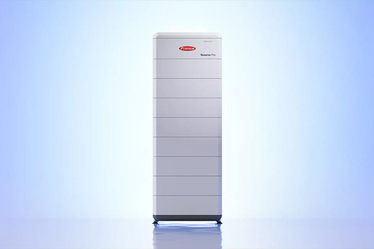 Una batteria commerciale Fronius Reserva Pro nella configurazione da 128 kWh